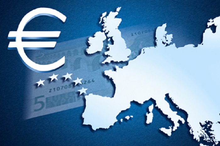 Zone euro: la production industrielle en baisse de 0,5% en août